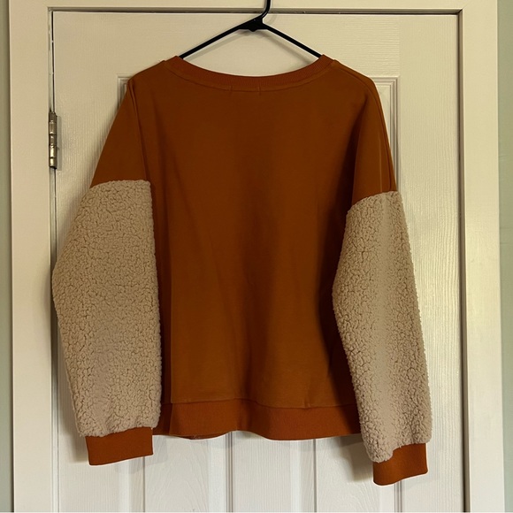 NWT Roolee Sweater - Picture 3 of 3
